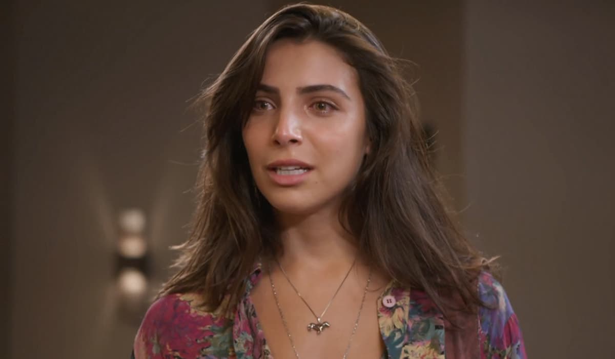 Ísis descobre responsável por fake news sobre o abrigo em Elas por Elas
