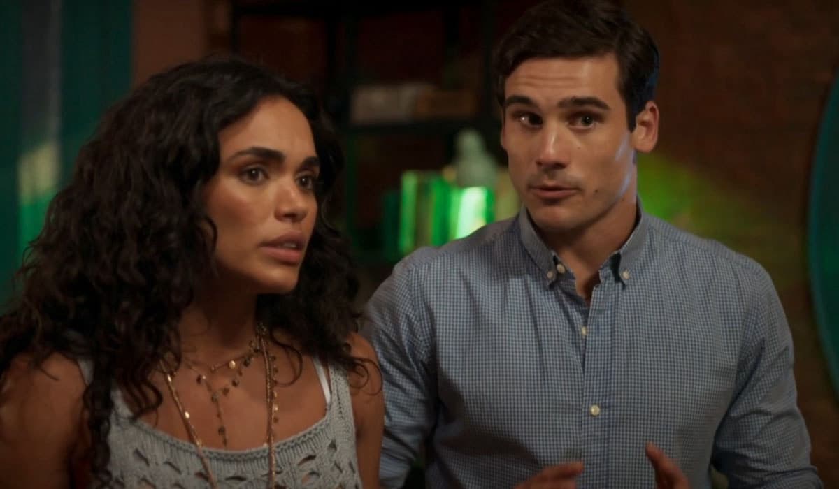 Miguel entra em desespero com a volta de uma antiga namorada em Fuzuê