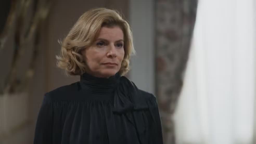 Odete Roitman será alvo de atentado em 'Vale Tudo' e clima de tensão toma conta da novela