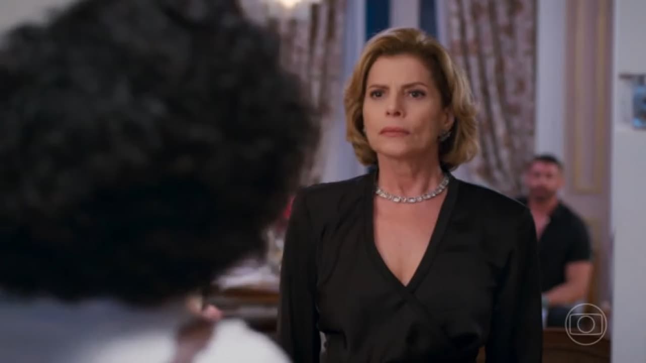 Vale Tudo: Odete Roitman frustra plano de Maria de Fátima e impede fuga de César