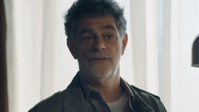 Três Graças: Rogério aterroriza Arminda e Misael assume autoria de atentado em sábado explosivo