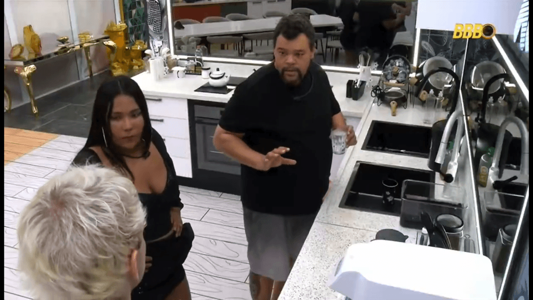 Fim da aliança no BBB 26? Saída de Marcelinho expõe racha e Babu Santana muda de quarto