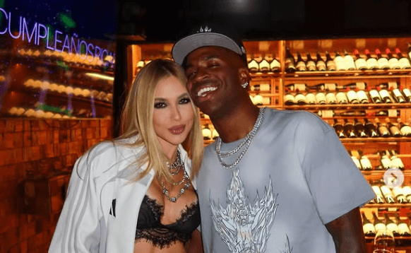 Virgínia Fonseca abre álbum de fotos com Vini Jr. na Espanha e se declara: 'Te amo tanto'