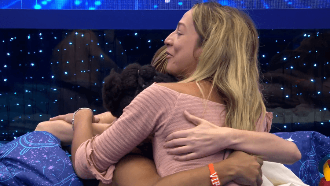 BBB 26: Milena vibra com reconciliação de Ana Paula Renault e Samira momentos antes do Paredão