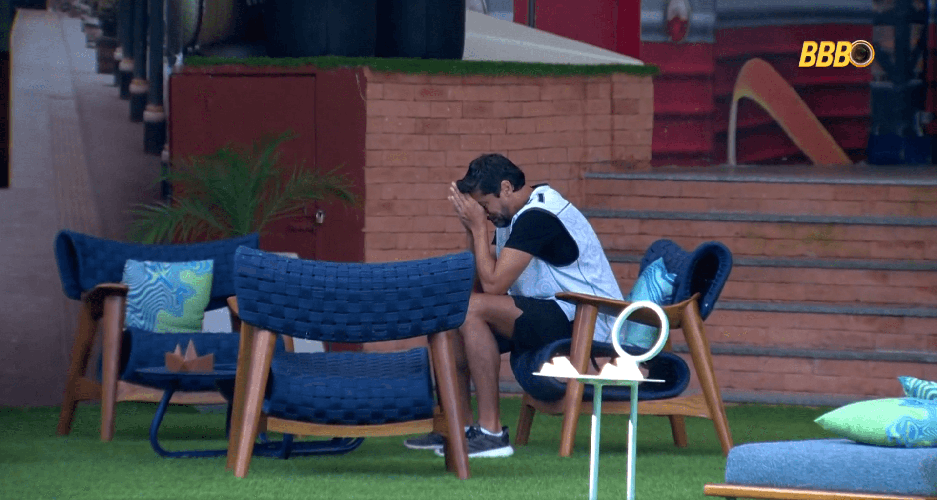 Alberto Cowboy chora e desabafa após classificação para a final da Prova do Líder