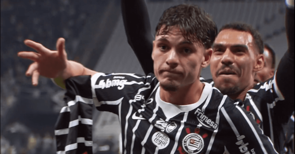 Corinthians vence Majestoso e Flamengo encosta no líder Palmeiras na 15ª rodada do Brasileirão