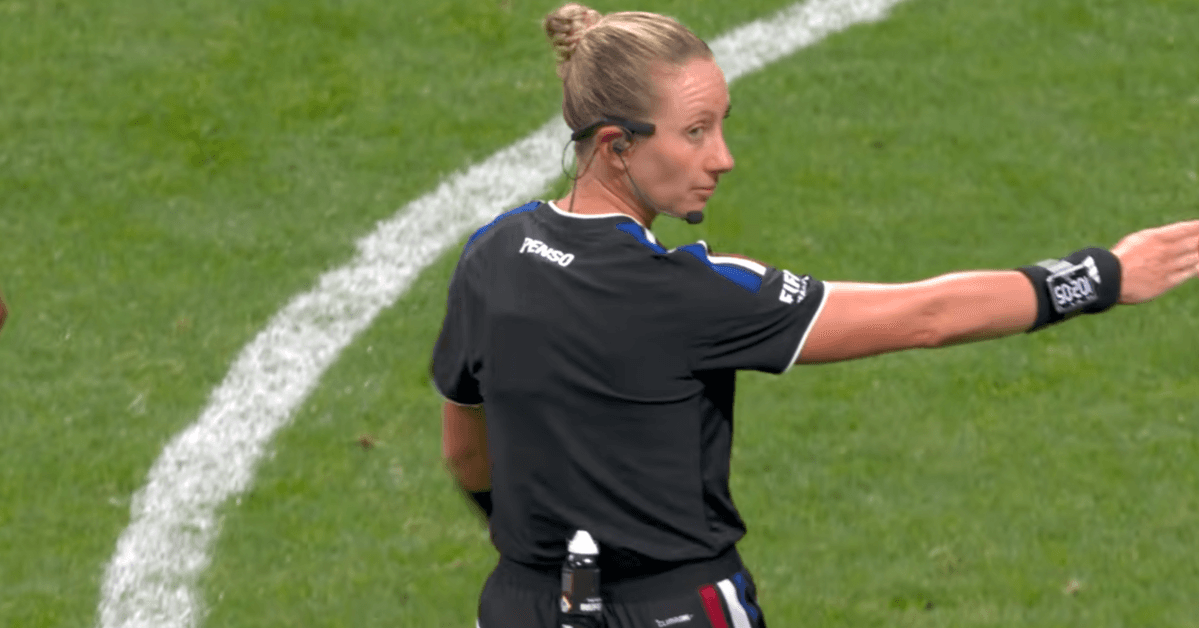 Tori Penso faz história na Copa do Mundo 2026 e segue legado de Stéphanie Frappart