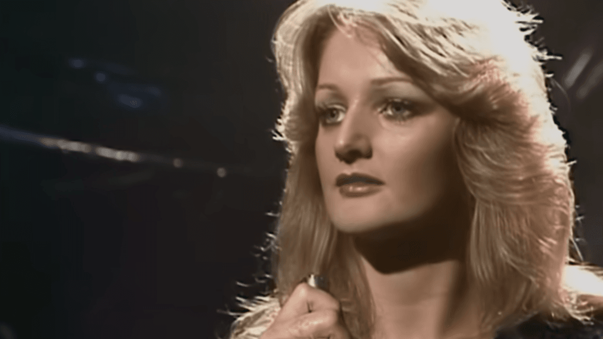 Morre Bonnie Tyler, voz de "Total Eclipse of the Heart", aos 75 anos