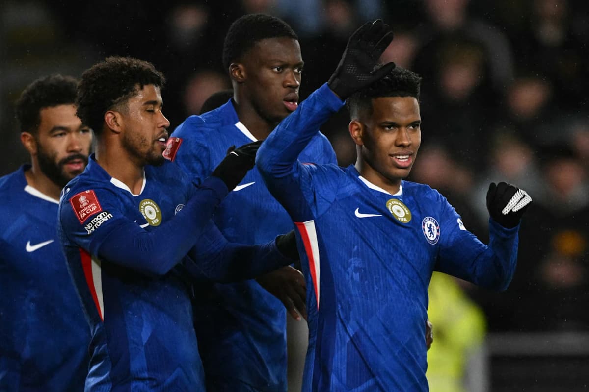 Chelsea espanta a zebra, goleia o Hull City com show de Pedro Neto e avança na Copa da Inglaterra