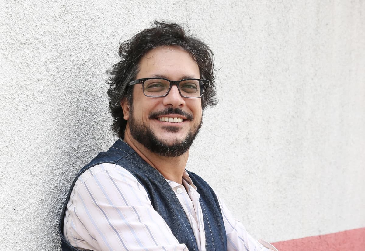 Lúcio Mauro Filho revela diagnóstico de câncer no intestino descoberto em 2022
